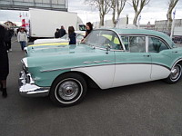 Buick special 1957 (pris en 2016 a Albi) (2)